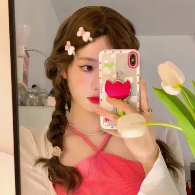 绿茵春色